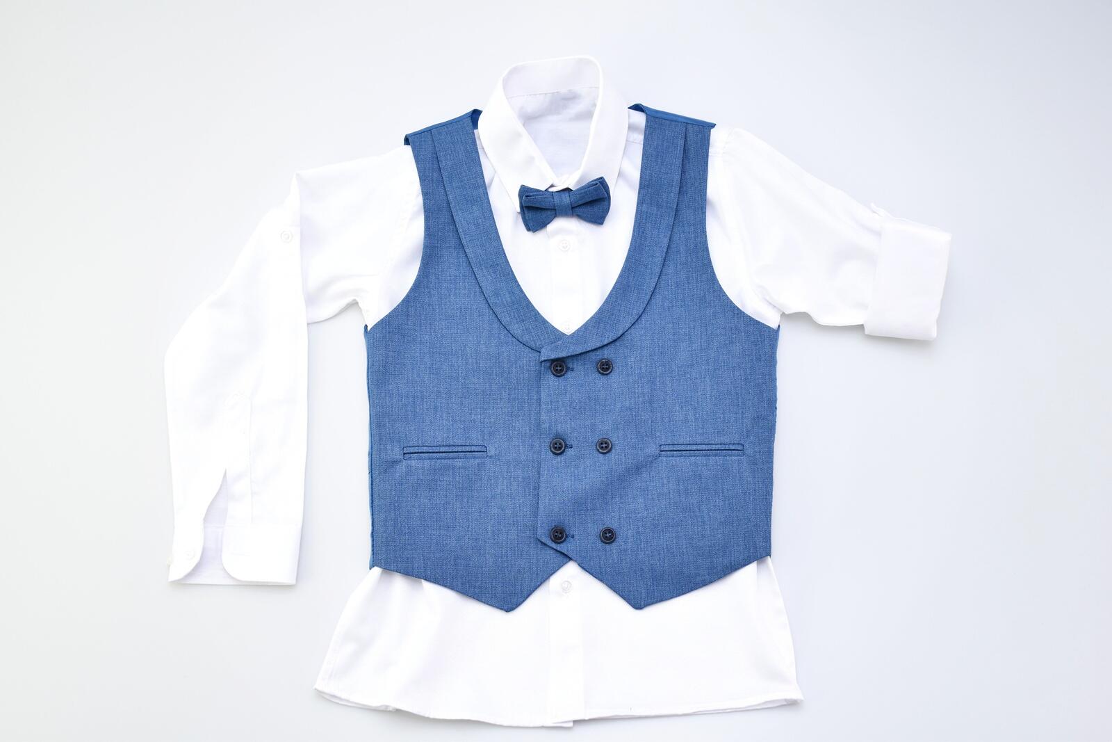 Niebieski Garnitur Chłopięcy 5-częściowy z Muszką – Elegancki Komplet (9)