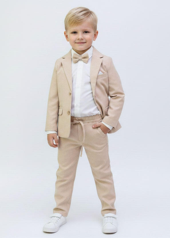 Beżowy Garnitur Chłopięcy 4-Częściowy z Muszką  (6)